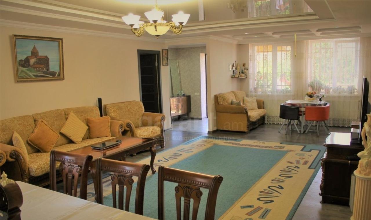 Armen'S B&B Sevan Luaran gambar